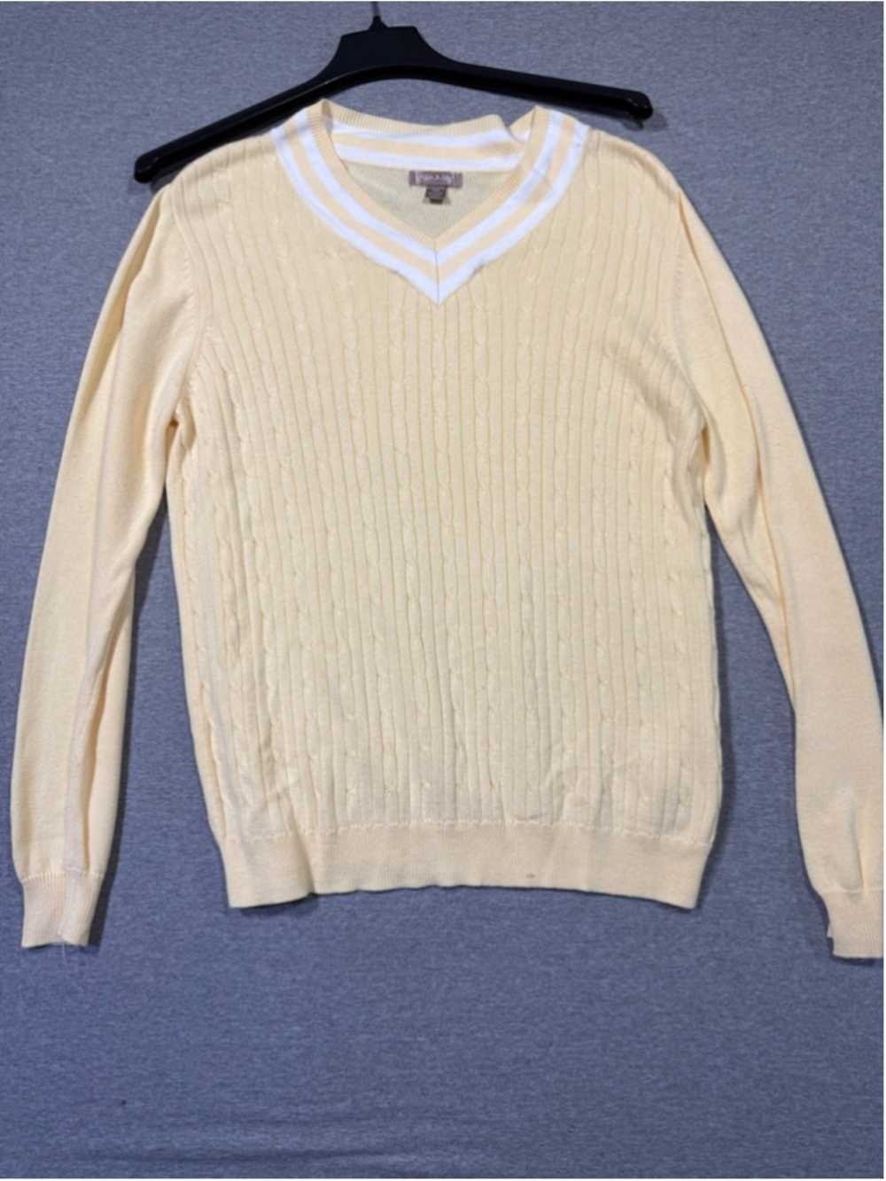 Women's White Stag V-Neck Sweater Plus XXL Yellow White